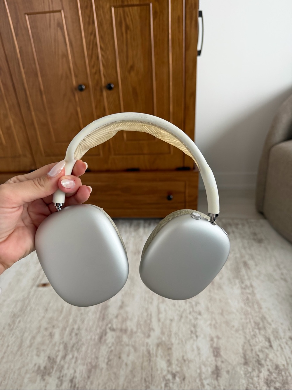 Apple Over-Ear Headphones in Silver and Cream